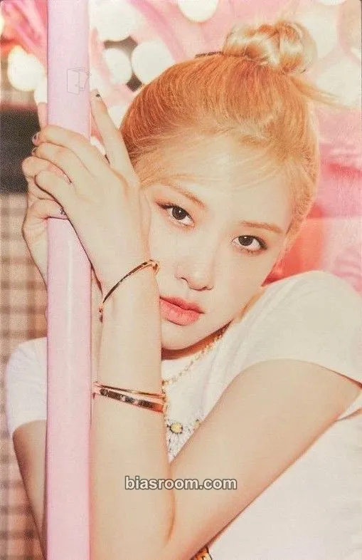 Rosé 2021 SUMMER DIARY IN EVERLAND - DVD & KIT VIDEO Photocard - BLACKPINK - BLACKPINK K-pop photocard