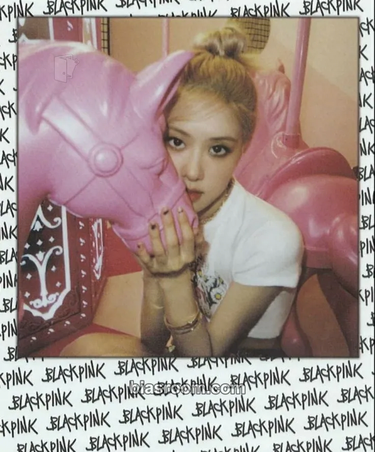 Rosé 2021 SUMMER DIARY IN EVERLAND - DVD & KIT VIDEO Photocard - BLACKPINK - BLACKPINK K-pop photocard