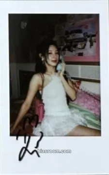Miyeon I Feel Photocard - i-dle - i-dle K-pop photocard