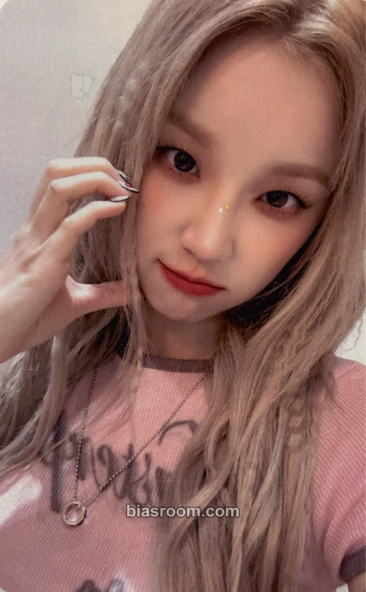 Yuqi I Feel Photocard - i-dle - i-dle K-pop photocard