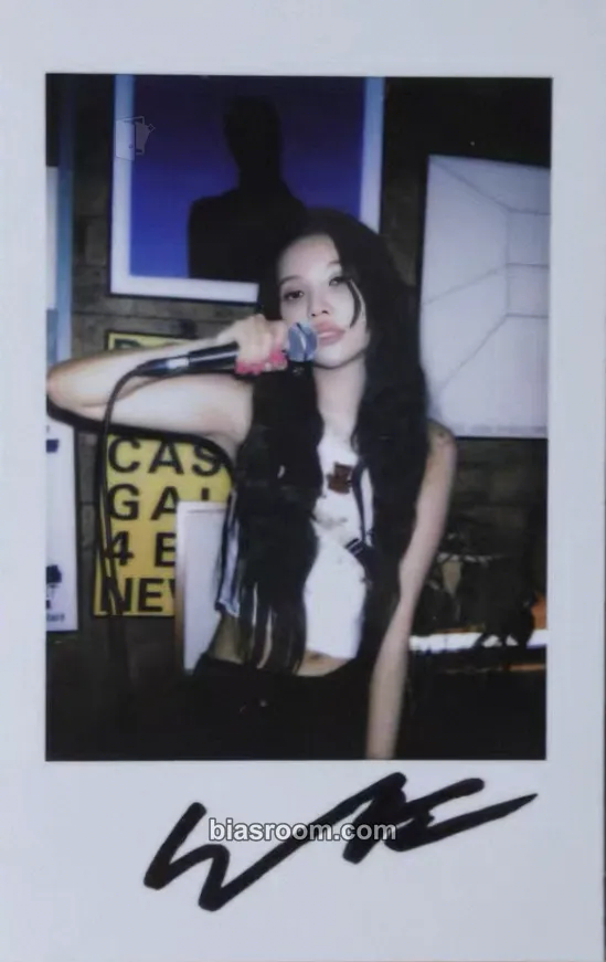 Soyeon I Feel Photocard - i-dle - i-dle K-pop photocard