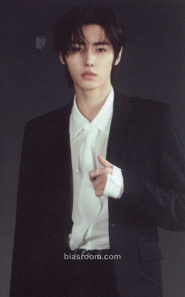 Sunghoon World Tour 'Fate' Photocard - ENHYPEN - ENHYPEN K-pop photocard