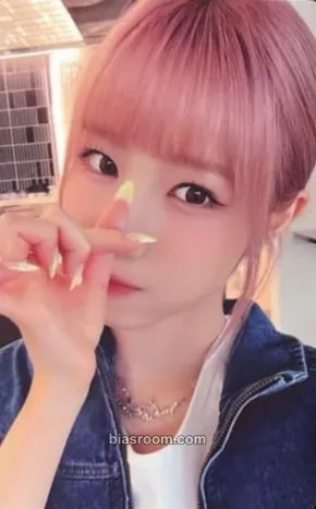 Hitomi SAY MY NAME Photocard - SAY MY NAME K-pop photocard