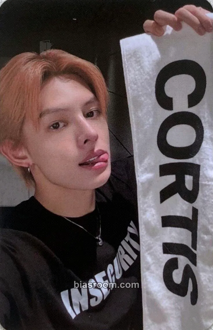 James COLOR OUTSIDE THE LINES Photocard - CORTIS - CORTIS K-pop photocard