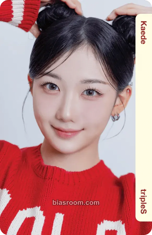 Kaede Ever01 Physical Objekts Photocard - tripleS - tripleS K-pop photocard