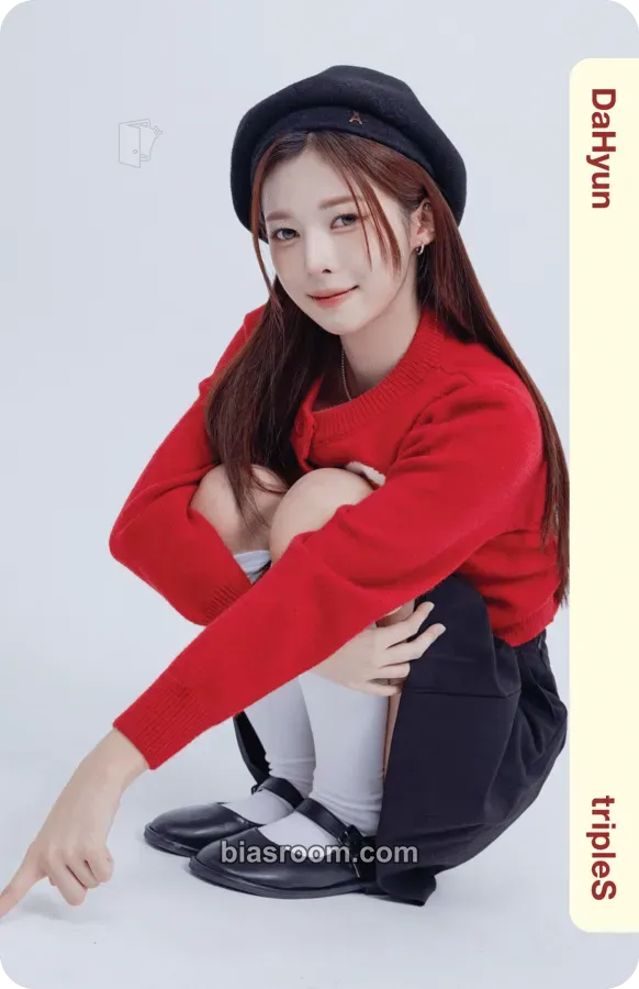 Dahyun Ever01 Physical Objekts Photocard - tripleS - tripleS K-pop photocard