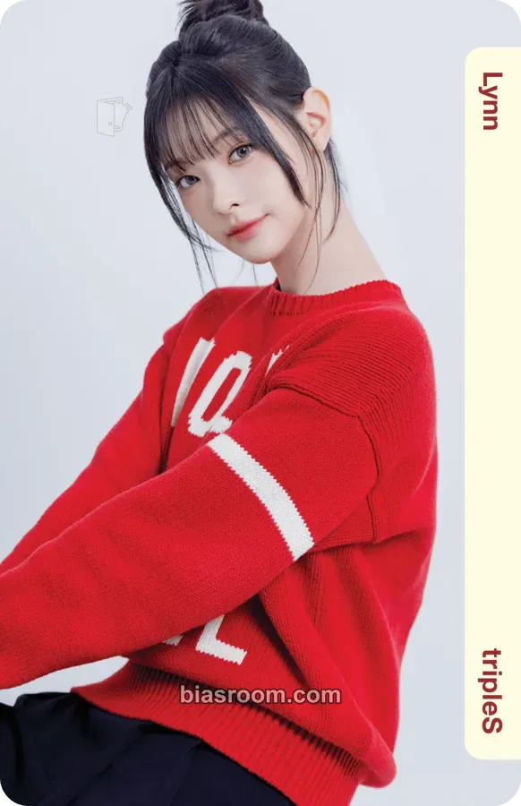 Lynn Ever01 Physical Objekts Photocard - tripleS - tripleS K-pop photocard