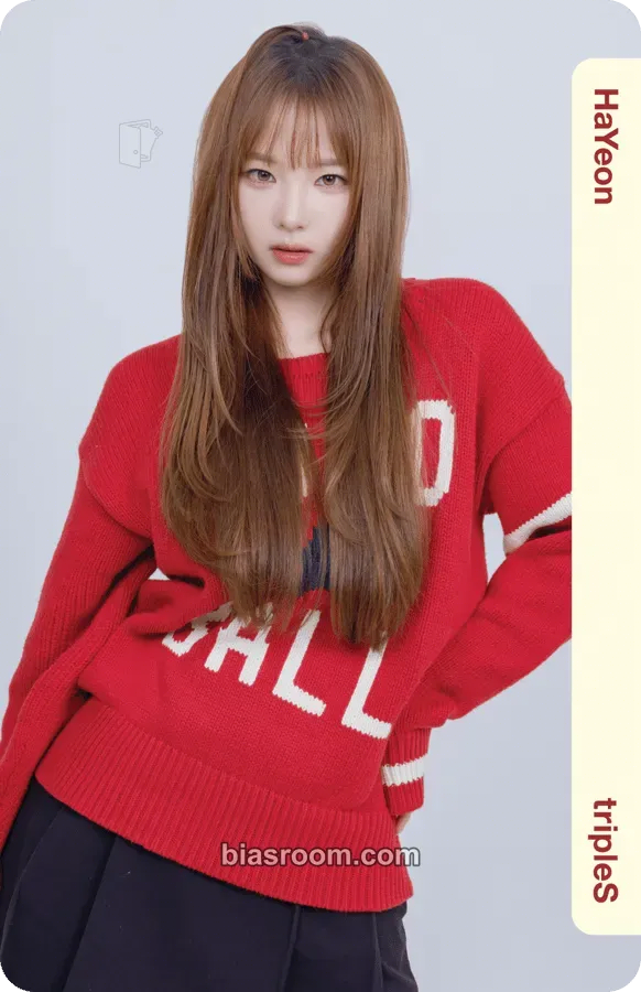 Hayeon Ever01 Physical Objekts Photocard - tripleS - tripleS K-pop photocard