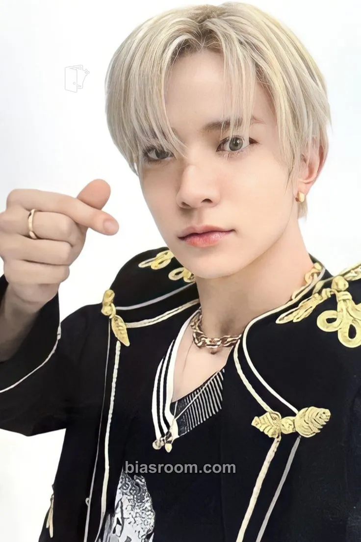 Heeseung World Tour 'Fate' Photocard - ENHYPEN - ENHYPEN K-pop photocard
