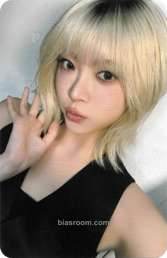 Hong Eunchae HOT Photocard - LE SSERAFIM - LE SSERAFIM K-pop photocard
