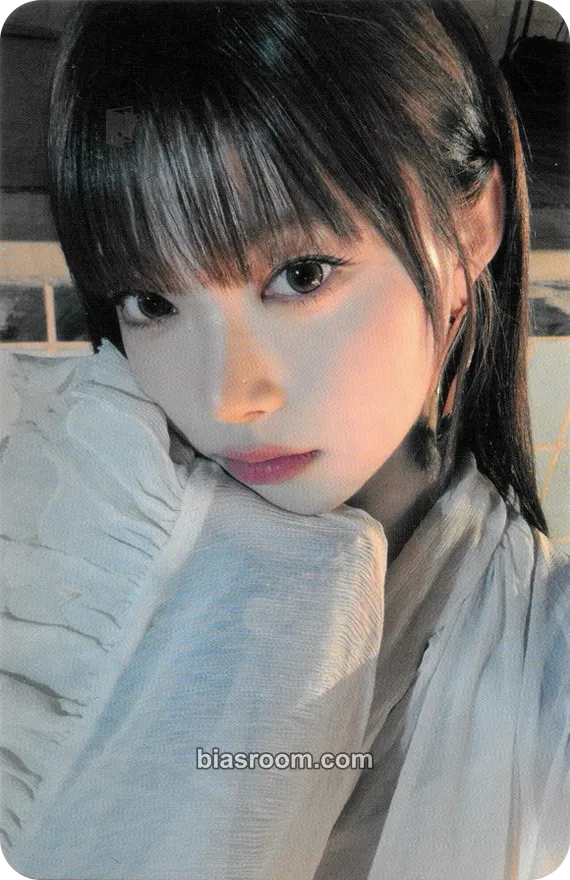 Hong Eunchae HOT Photocard - LE SSERAFIM - LE SSERAFIM K-pop photocard