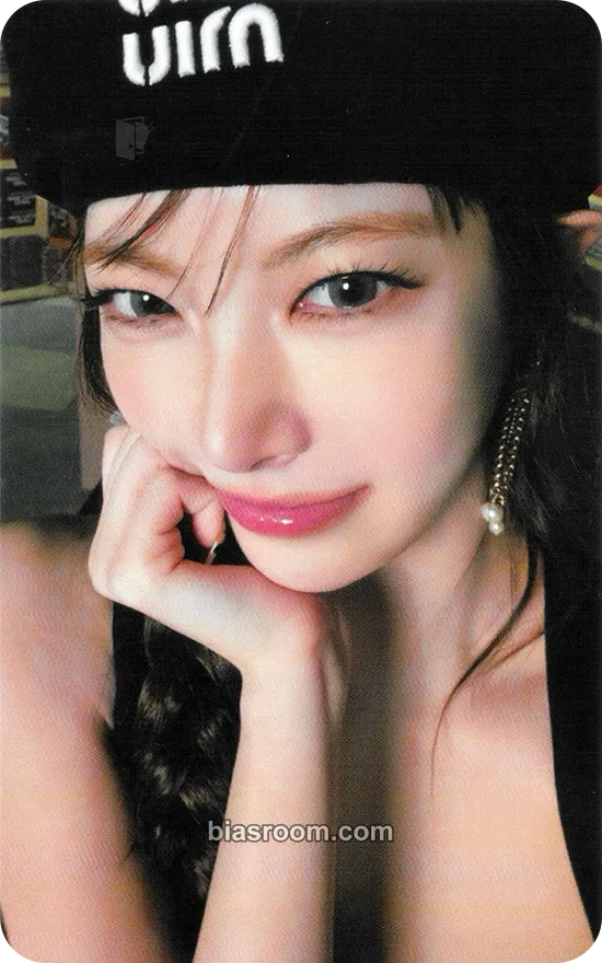 Hong Eunchae HOT Photocard - LE SSERAFIM - LE SSERAFIM K-pop photocard