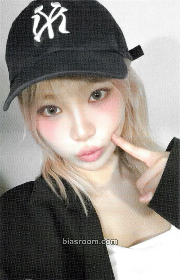 Kim Chaewon HOT Photocard - LE SSERAFIM - LE SSERAFIM K-pop photocard