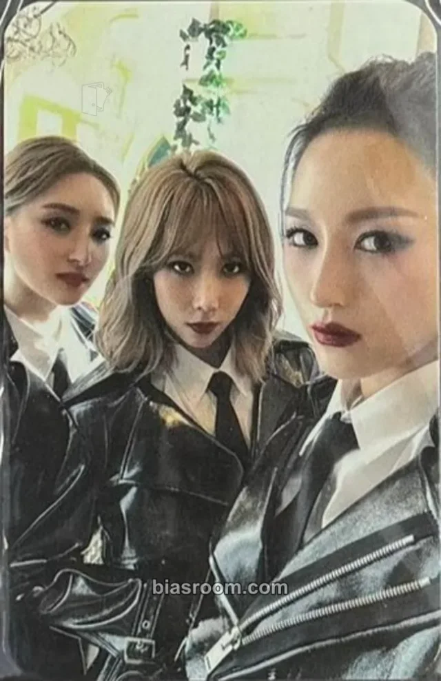 Dreamcatcher - JiU & Siyeon - Raid of Dream Album broadcast gift