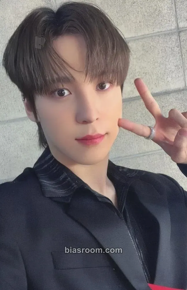 Yunho NOT OKAY Photocard - ATEEZ - ATEEZ K-pop photocard