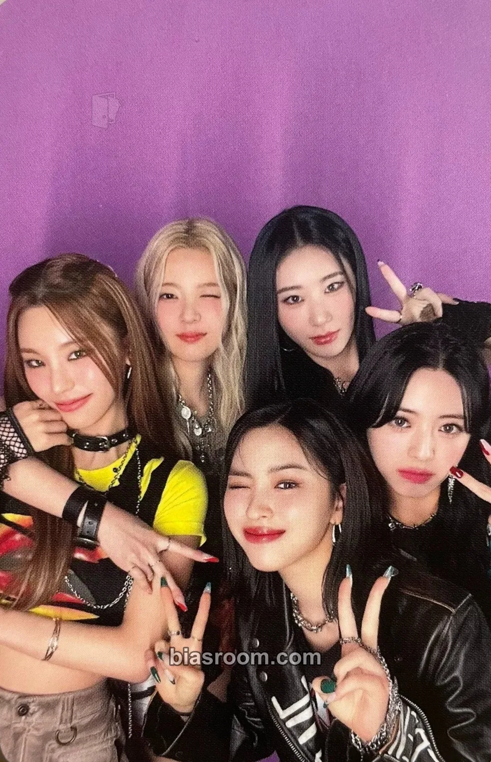 Ringo Photocard - ITZY - ITZY K-pop photocard