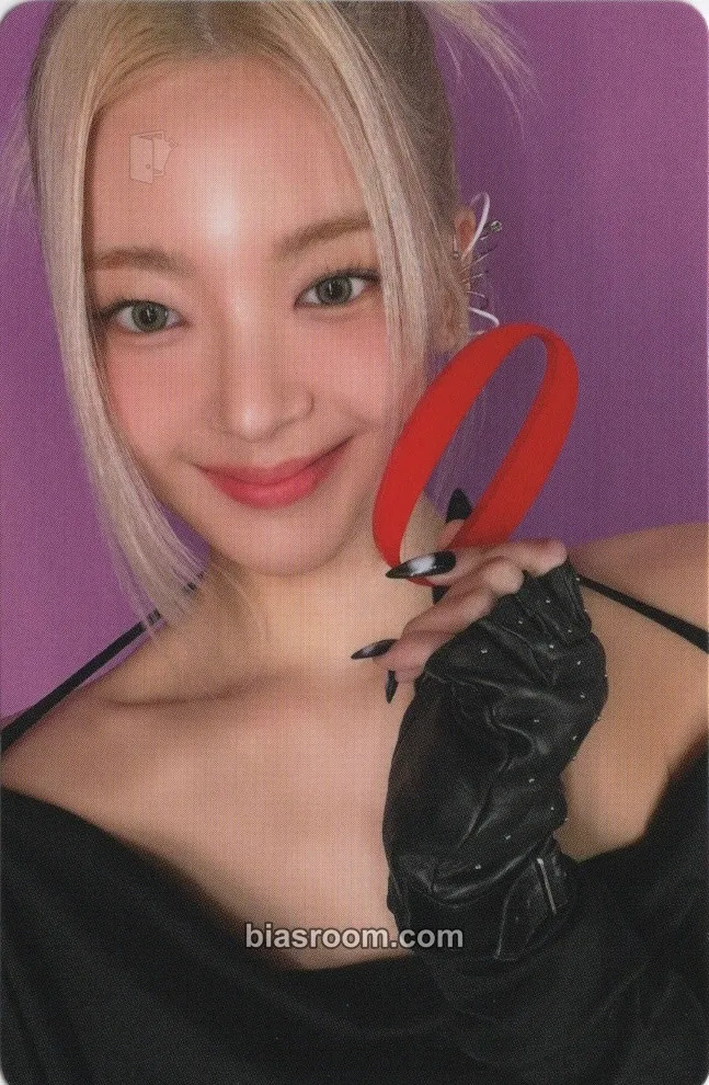 Lia Ringo Photocard - ITZY - ITZY K-pop photocard