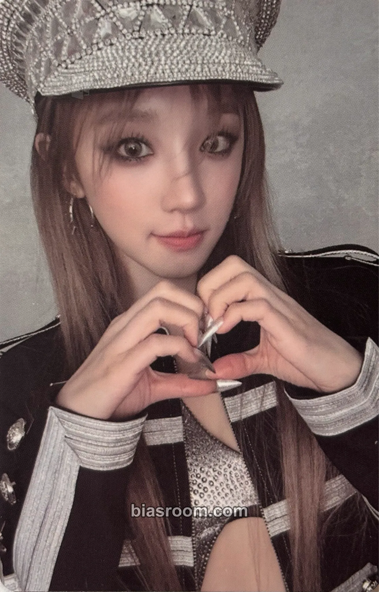 Yuqi 2 Photocard - i-dle - i-dle K-pop photocard