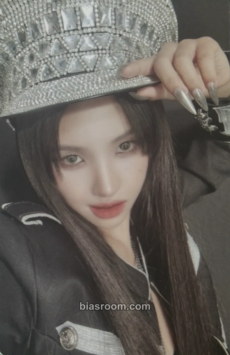 Soyeon 2 Photocard - i-dle - i-dle K-pop photocard