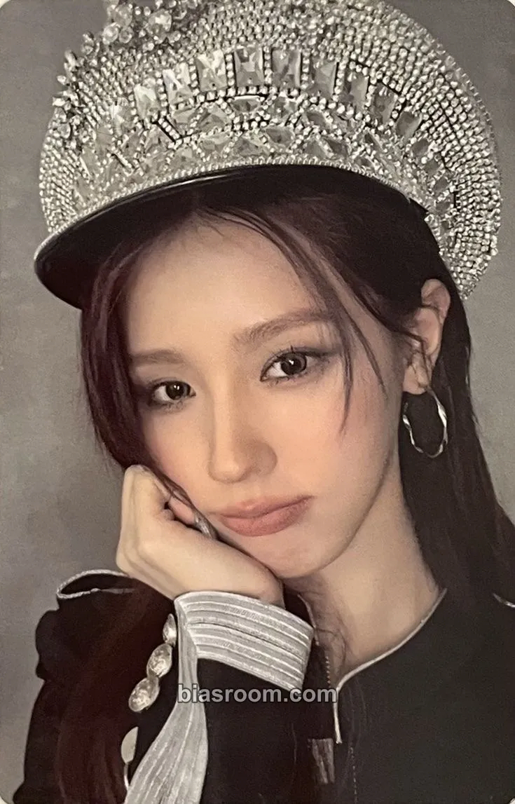 Miyeon 2 Photocard - i-dle - i-dle K-pop photocard