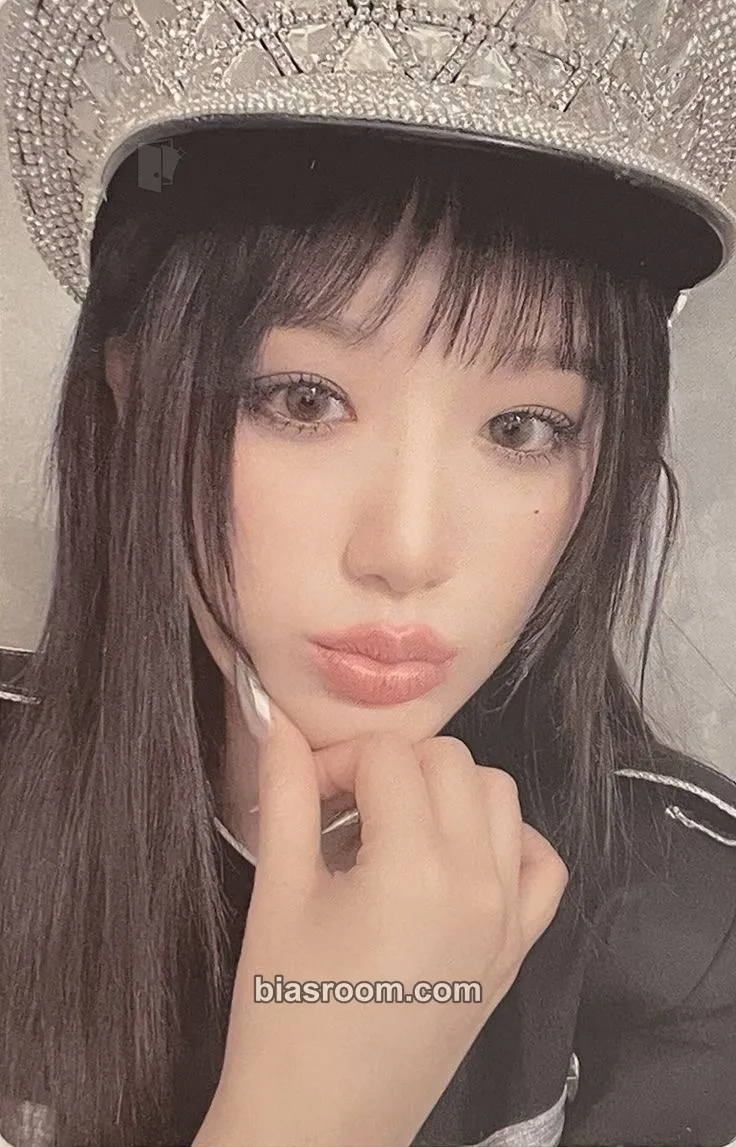 Shuhua 2 Photocard - i-dle - i-dle K-pop photocard