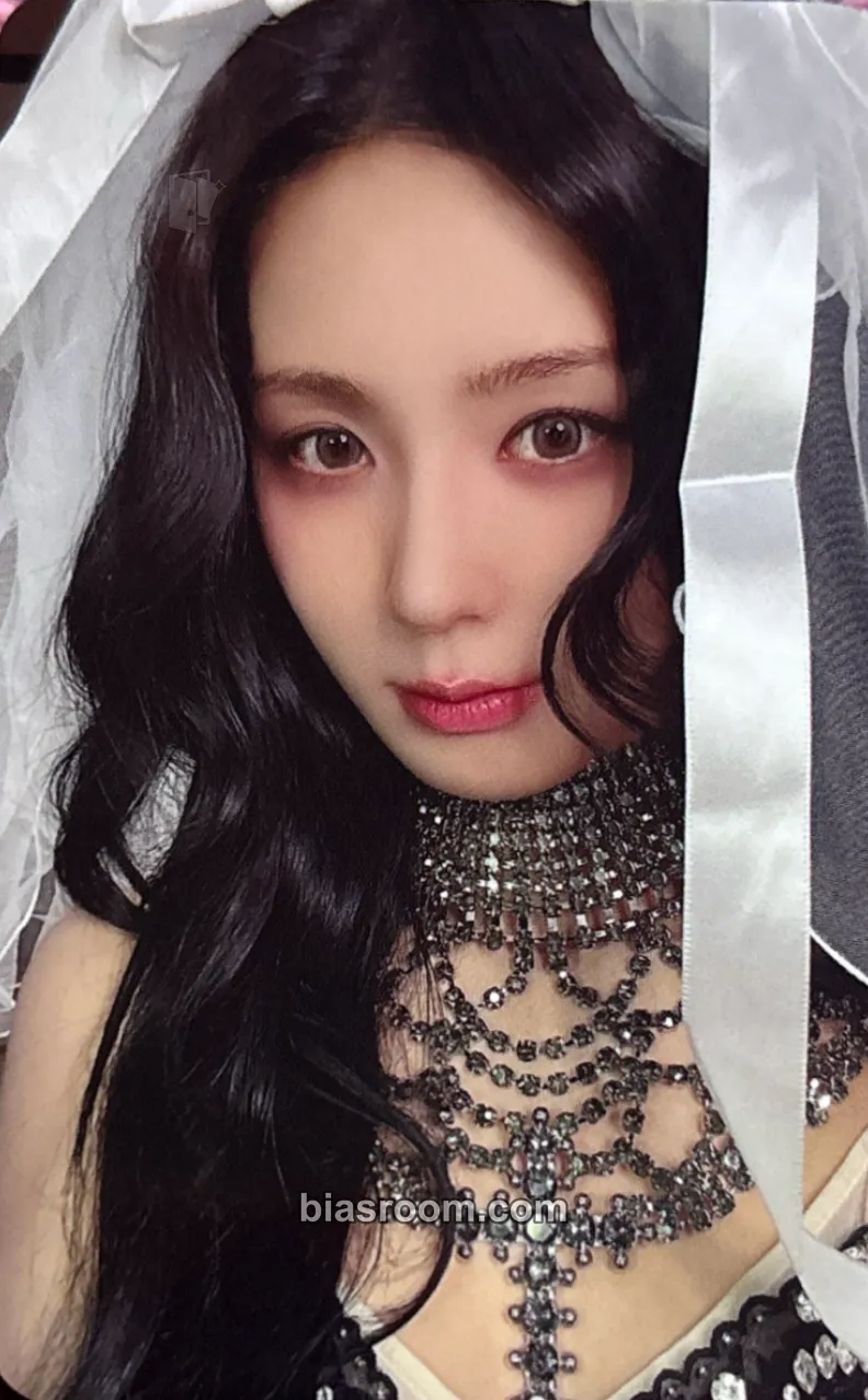 Miyeon MY, Lover Photocard - i-dle - i-dle K-pop photocard
