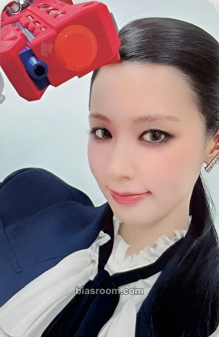 Miyeon MY, Lover Photocard - i-dle - i-dle K-pop photocard