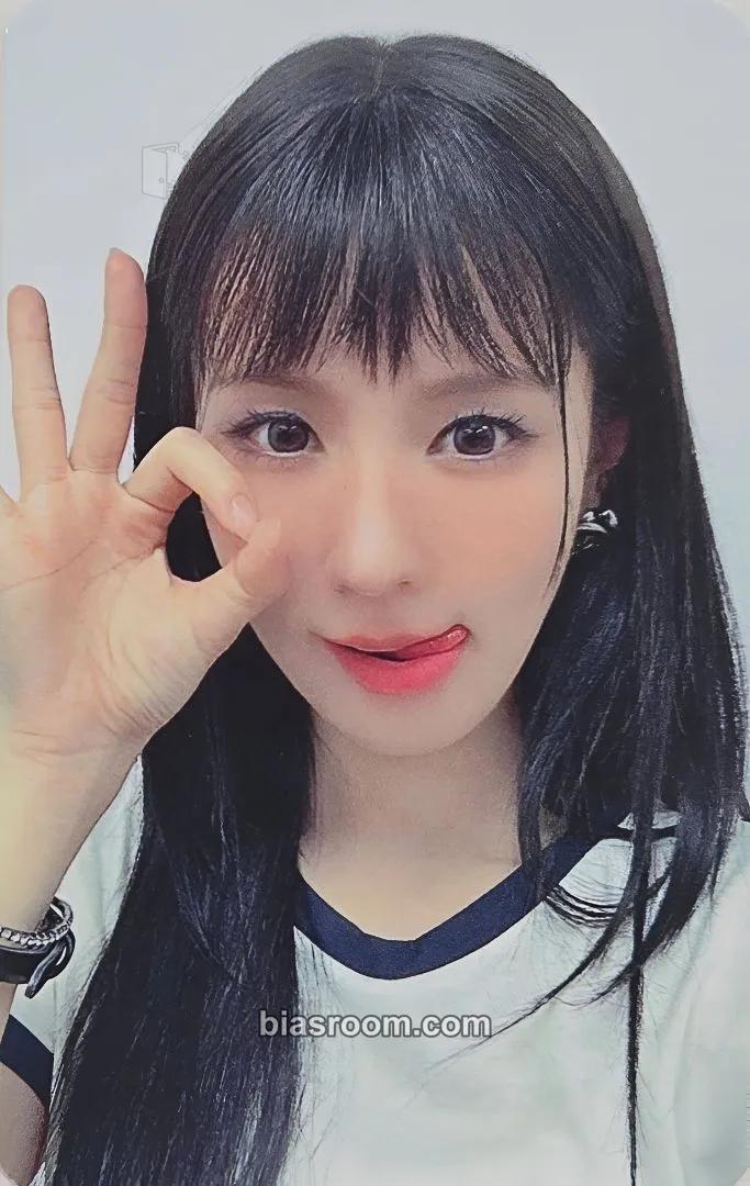 Miyeon MY, Lover Photocard - i-dle - i-dle K-pop photocard
