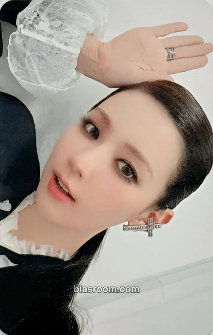 Miyeon MY, Lover Photocard - i-dle - i-dle K-pop photocard