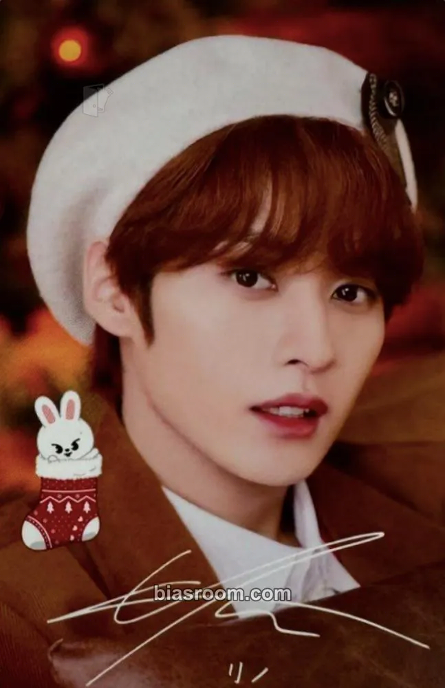 Lee Know SHIBUYA109 XMAS x Stray Kids Photocard - Stray Kids - Stray Kids K-pop photocard