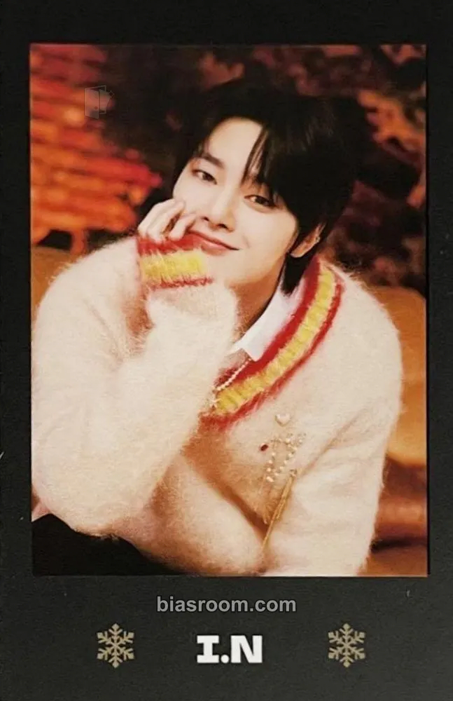 I.N SHIBUYA109 XMAS x Stray Kids Photocard - Stray Kids - Stray Kids K-pop photocard