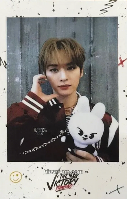 Lee Know The Victory Pop-Up Store Photocard - Stray Kids - Stray Kids K-pop photocard