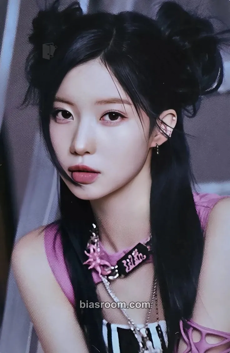 Asa Hello Monsters 1st World Tour Photocard - BABYMONSTER - BABYMONSTER K-pop photocard