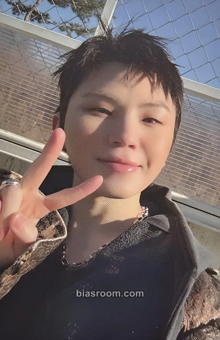 Woozi HAPPY BURSTDAY Photocard - SEVENTEEN - SEVENTEEN K-pop photocard