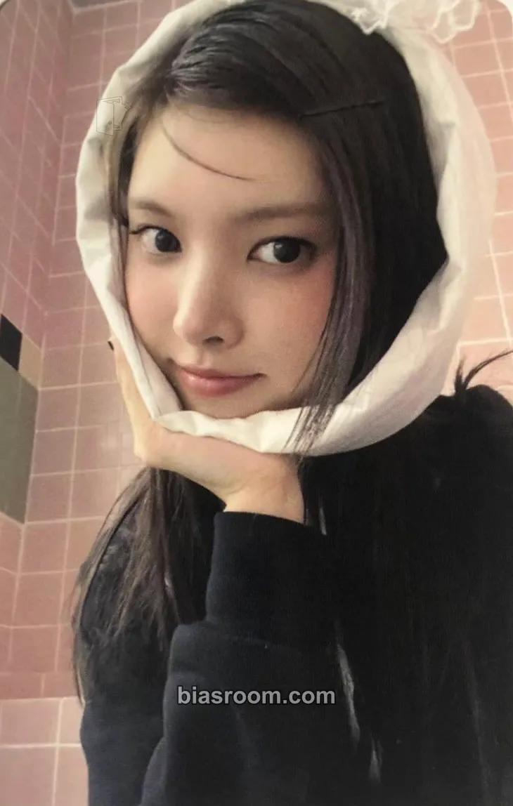 Yunah I'LL LIKE YOU Photocard - ILLIT - ILLIT K-pop photocard