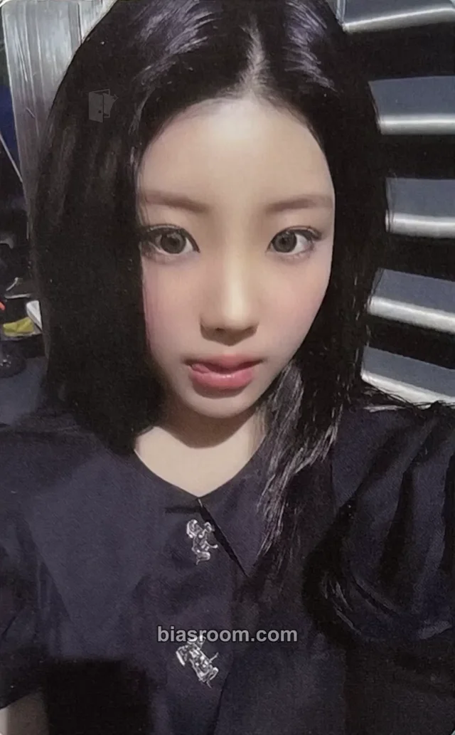 ILLIT - Wonhee - I'LL LIKE YOU Album japan hi touch event