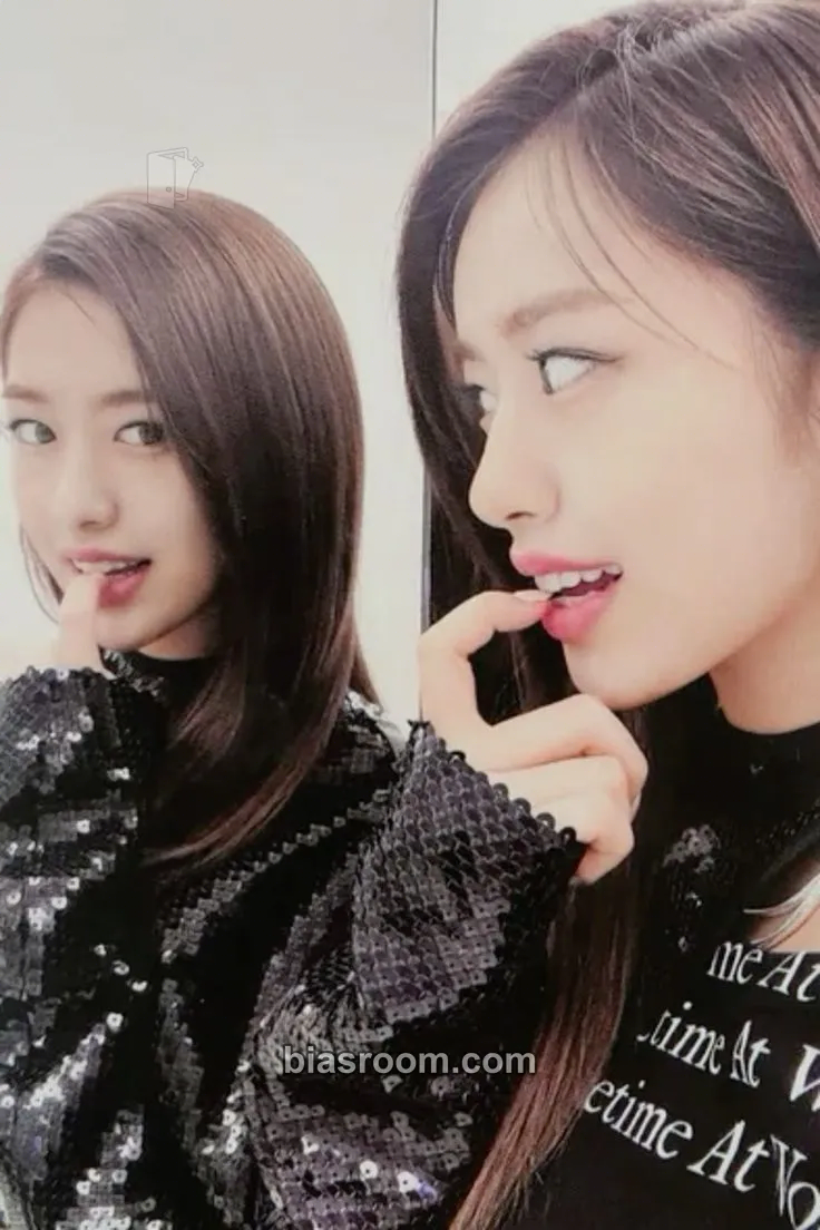 Yujin ELEVEN Photocard - IVE - IVE K-pop photocard