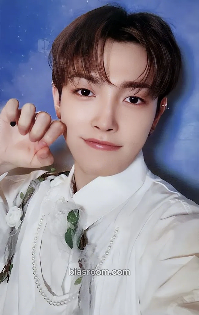 Hongjoong GOLDEN HOUR : Part.2 Photocard - ATEEZ - ATEEZ K-pop photocard