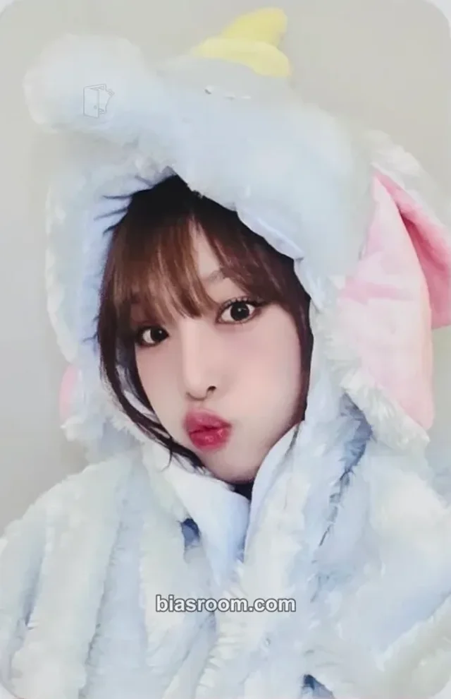 Yena - Yena - Blooming Wings Album