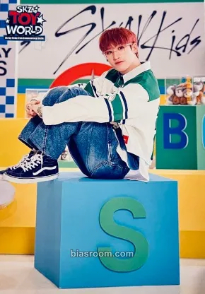 Bang Chan SKZ Toy World-Fan Connecting 2024 Photocard - Stray Kids - Stray Kids K-pop photocard