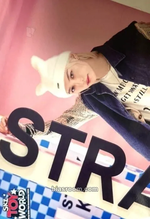 Felix SKZ Toy World-Fan Connecting 2024 Photocard - Stray Kids - Stray Kids K-pop photocard