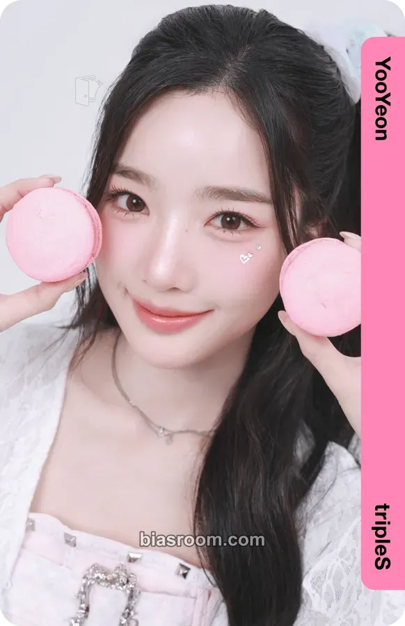 Yooyeon Binary02 Physical Objekts Photocard - tripleS - tripleS K-pop photocard