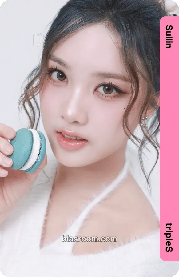 Sullin Binary02 Physical Objekts Photocard - tripleS - tripleS K-pop photocard