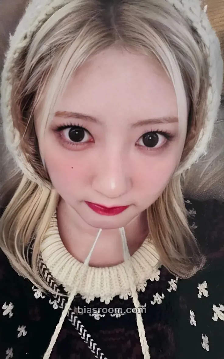 Rami Hello Monsters 1st World Tour Photocard - BABYMONSTER - BABYMONSTER K-pop photocard