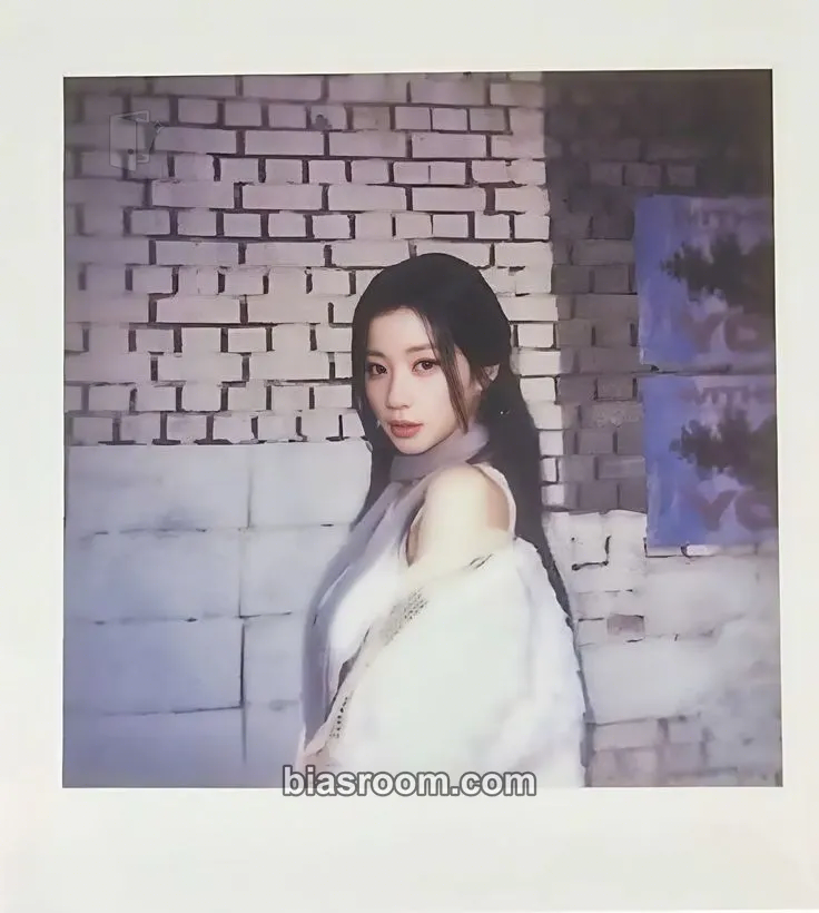 Asa Hello Monsters 1st World Tour Photocard - BABYMONSTER - BABYMONSTER K-pop photocard