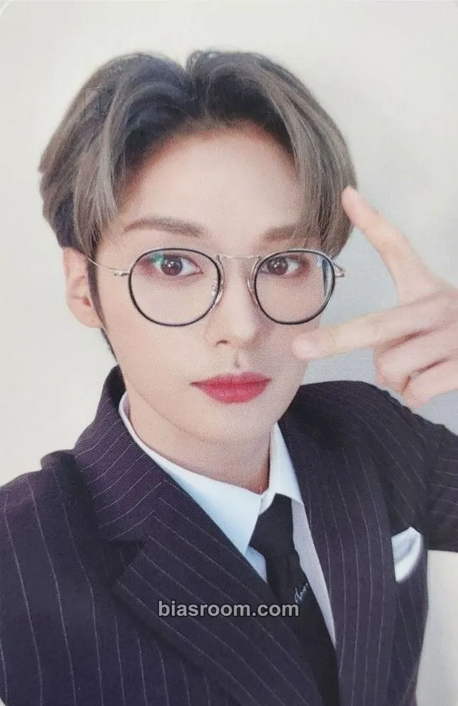 Lee Know NACIFIC x Stray Kids Photocard - Stray Kids - Stray Kids K-pop photocard