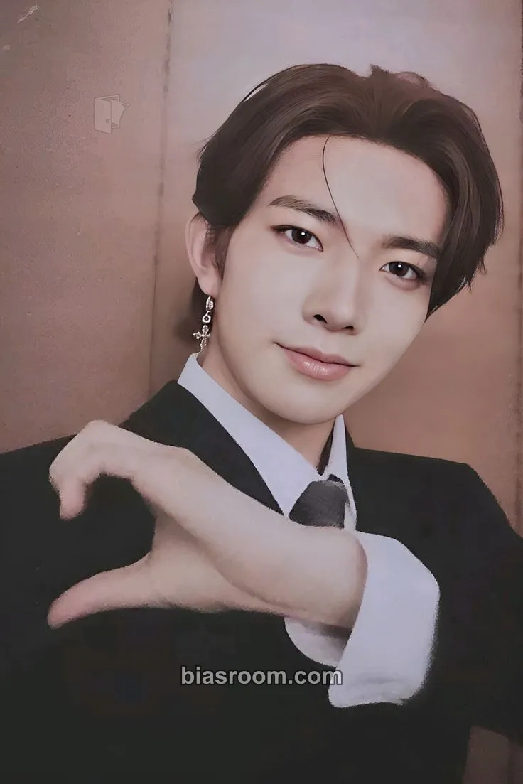 Heeseung MEMORABILIA Photocard - ENHYPEN - ENHYPEN K-pop photocard