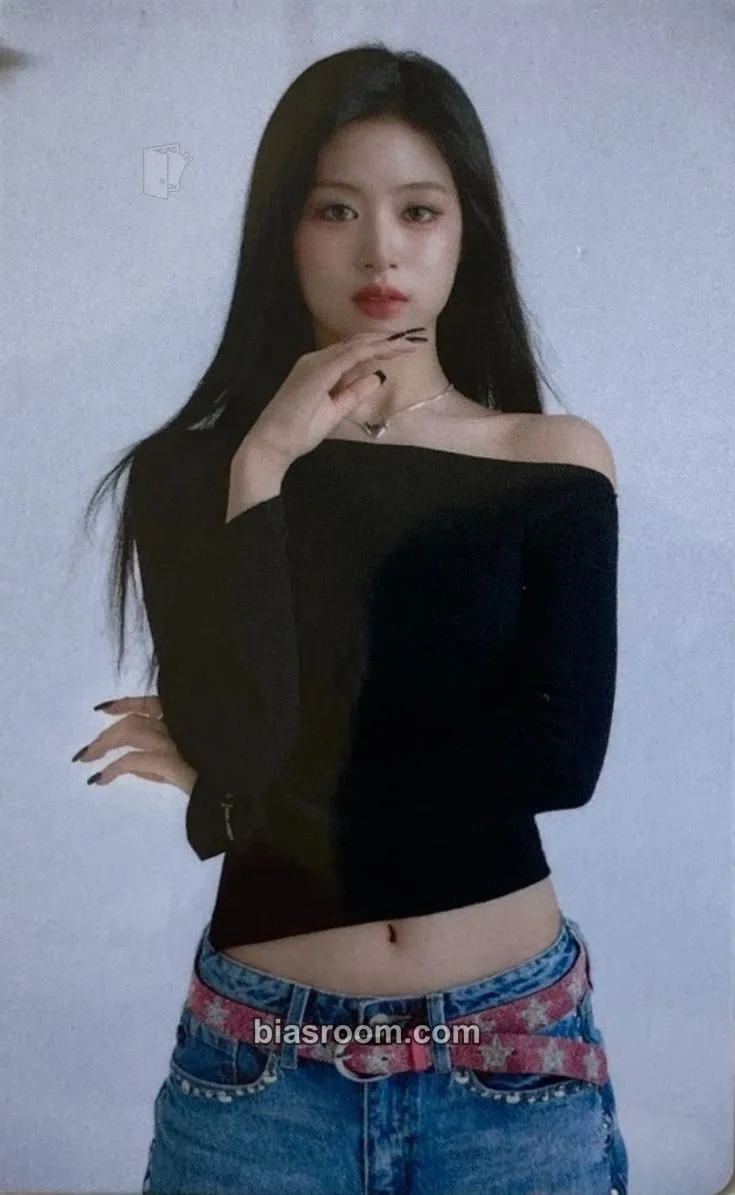 Ahyeon Hello Monsters 1st World Tour Photocard - BABYMONSTER - BABYMONSTER K-pop photocard