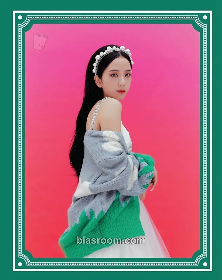 Jisoo 2021 SEASON'S GREETINGS - DVD & KIT VIDEO Photocard - BLACKPINK - BLACKPINK K-pop photocard