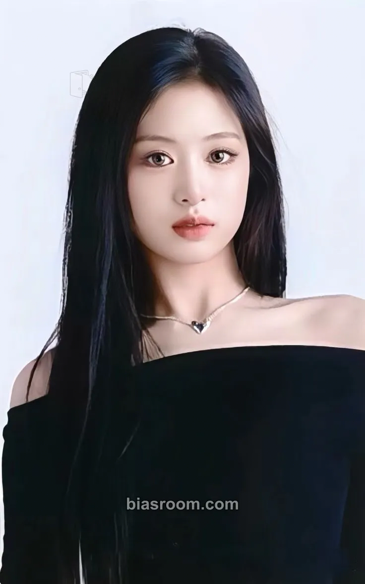 Ahyeon Hello Monsters 1st World Tour Photocard - BABYMONSTER - BABYMONSTER K-pop photocard